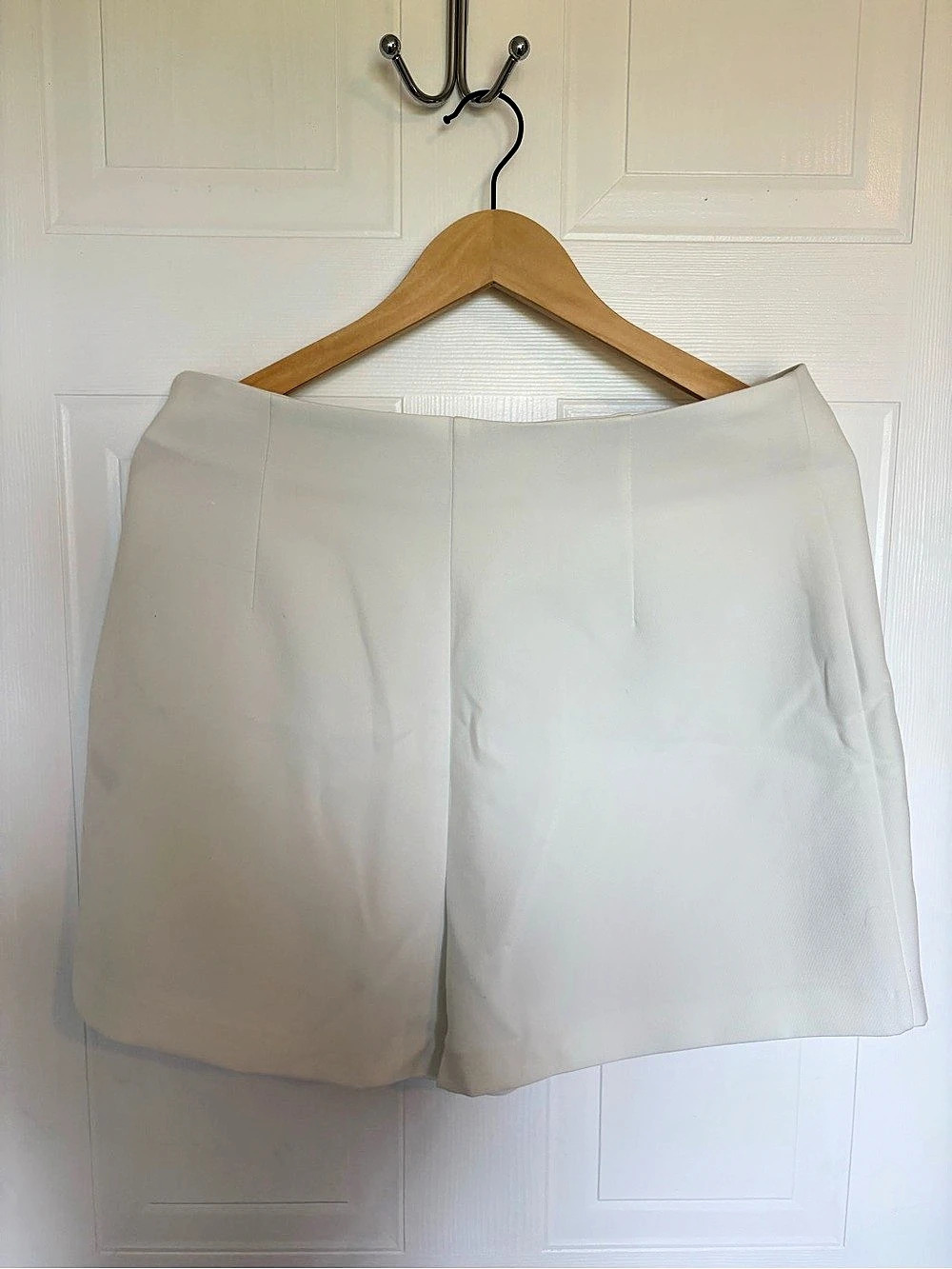 ZARA Bermuda Skort High-Waist Tailored Shorts White XL